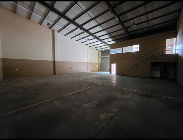 353M² WAREHOUSE TO LET IN STORMILL